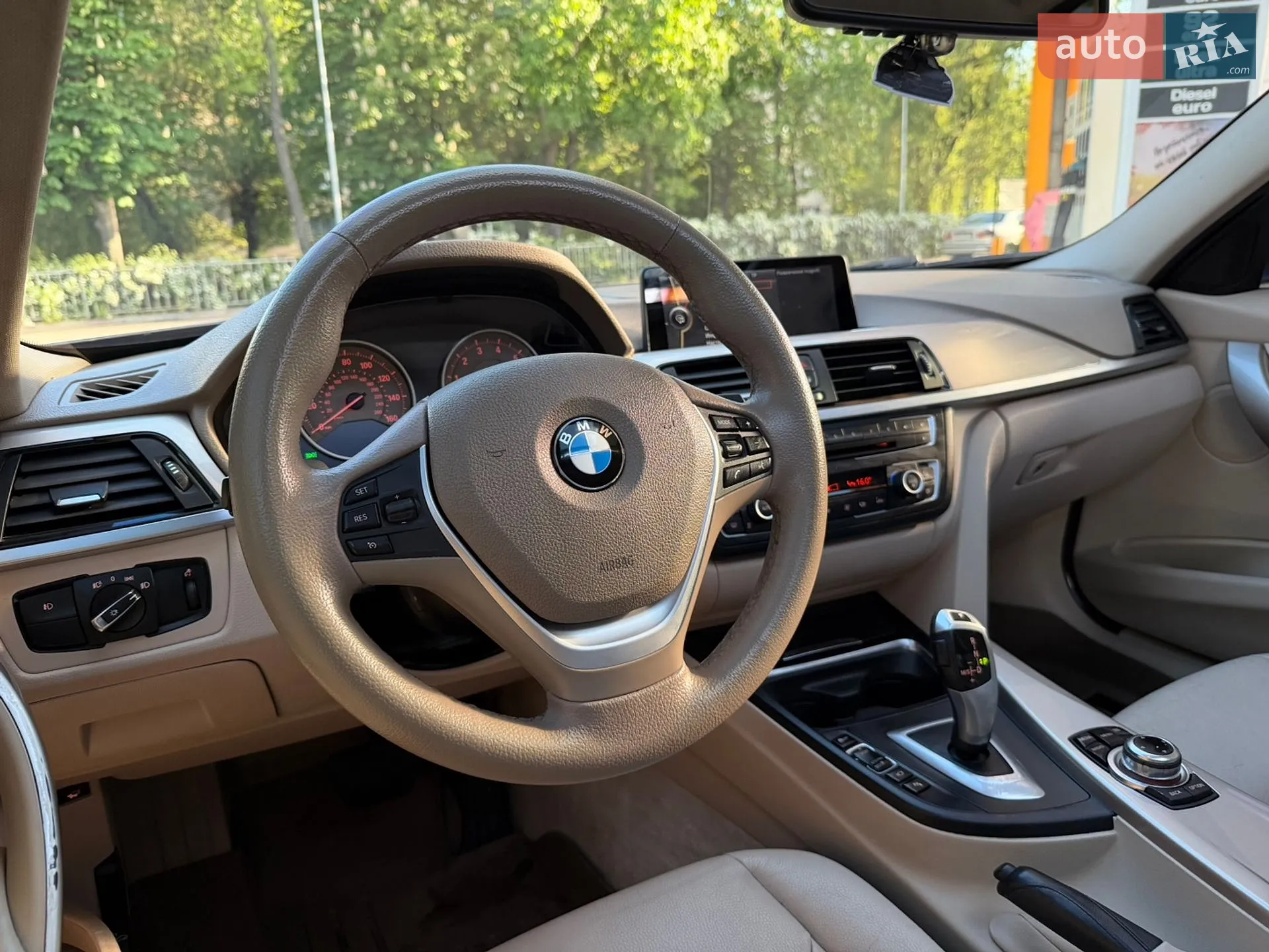 2012 BMW 3er - мініатюра 9