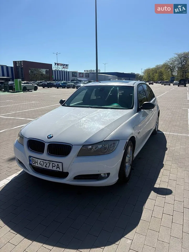 2011 BMW 3er - мініатюра 9