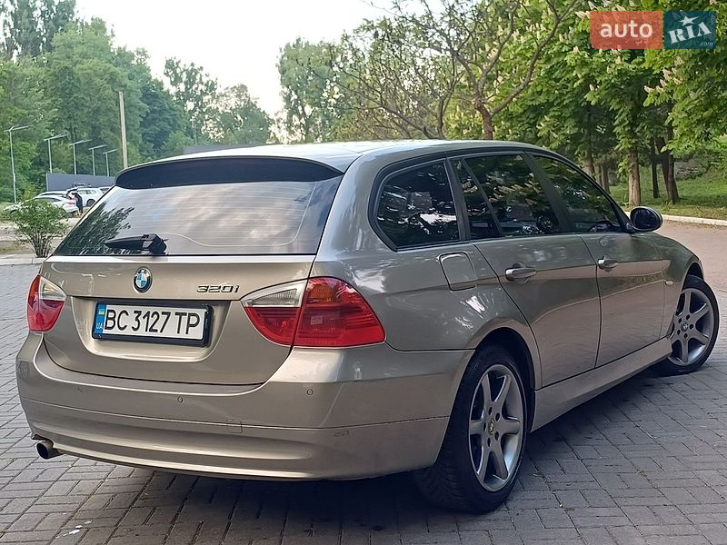 Универсал BMW 3 Series 2007 в Дрогобыче