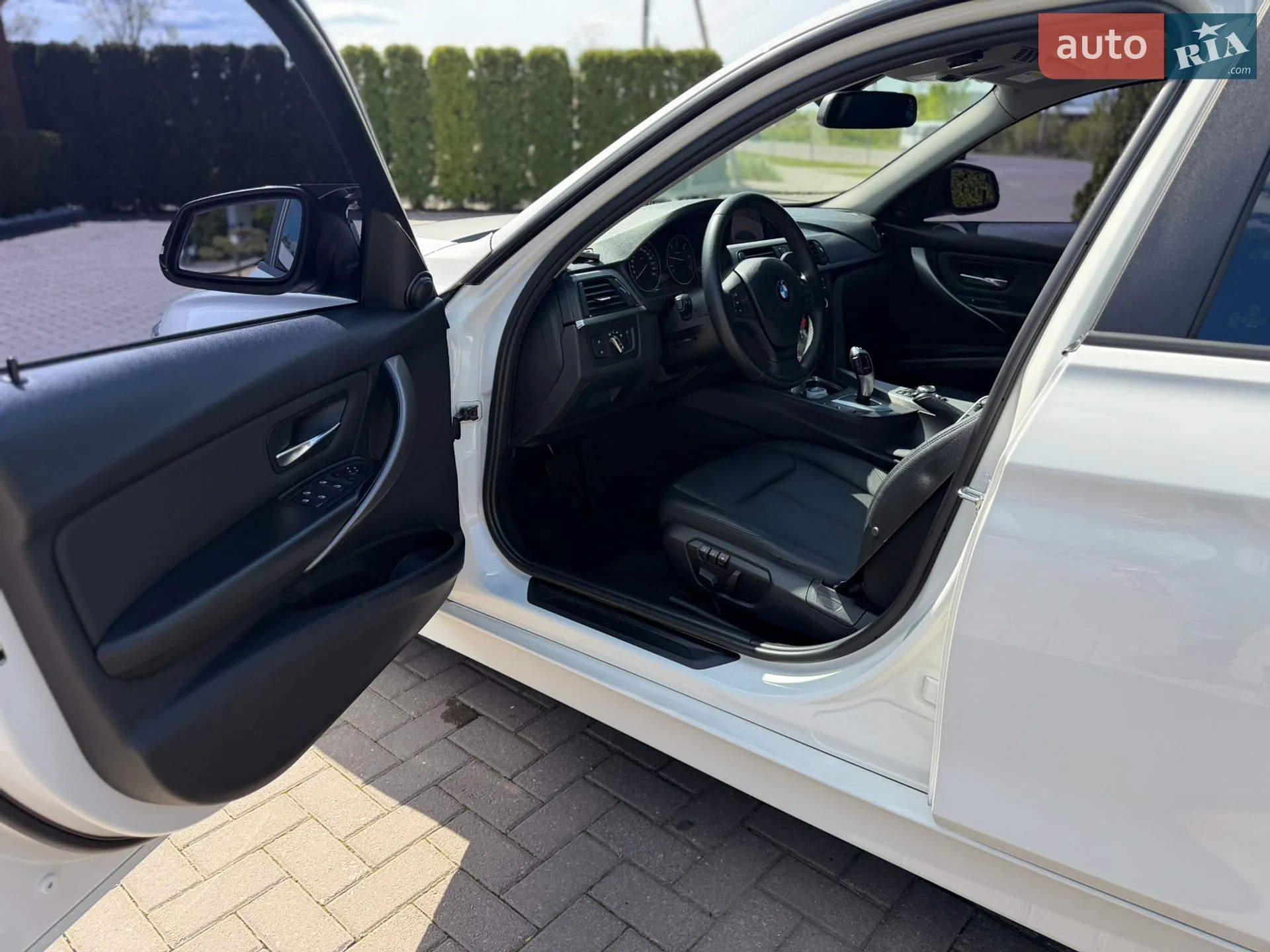 2012 BMW 3er - мініатюра 9