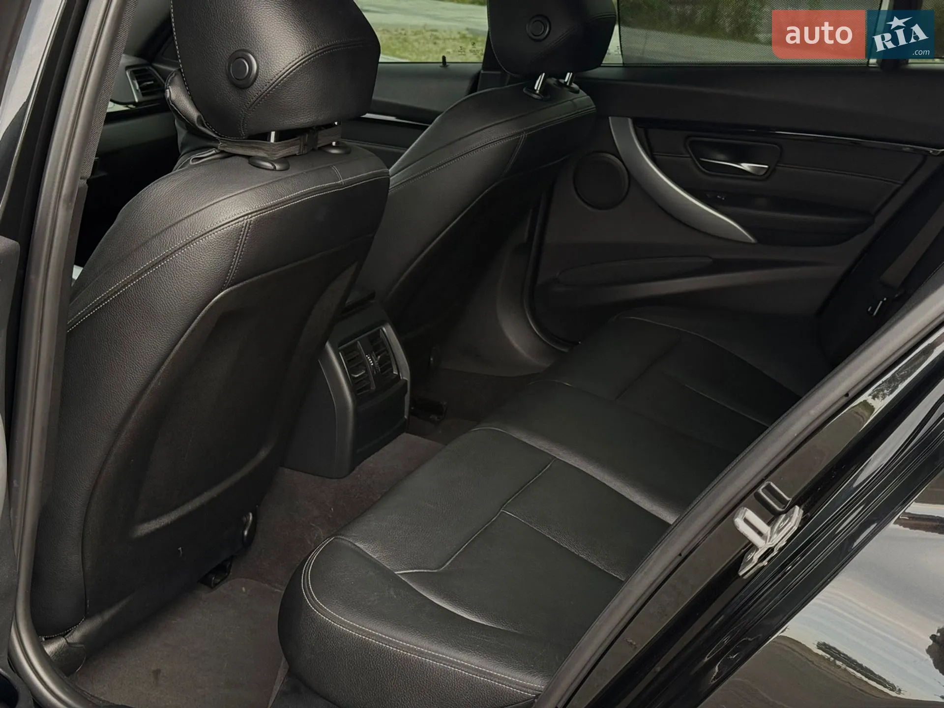 2016 BMW 3er - мініатюра 16