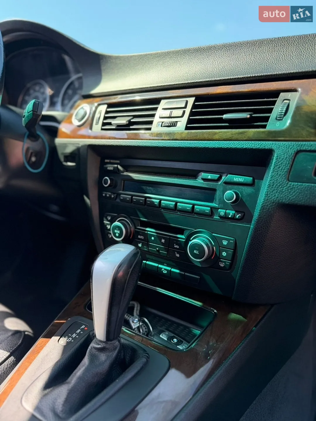 2011 BMW 3er - мініатюра 12