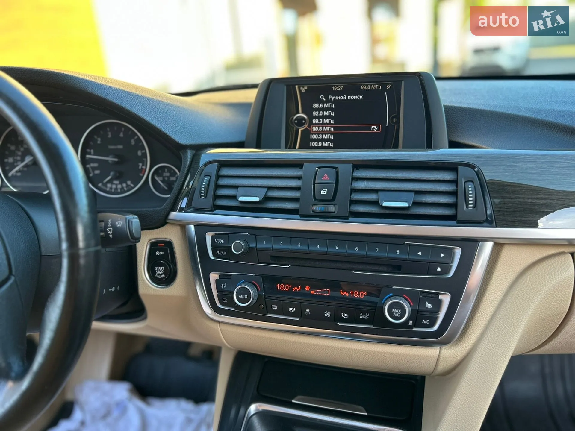 2012 BMW 3er - мініатюра 9