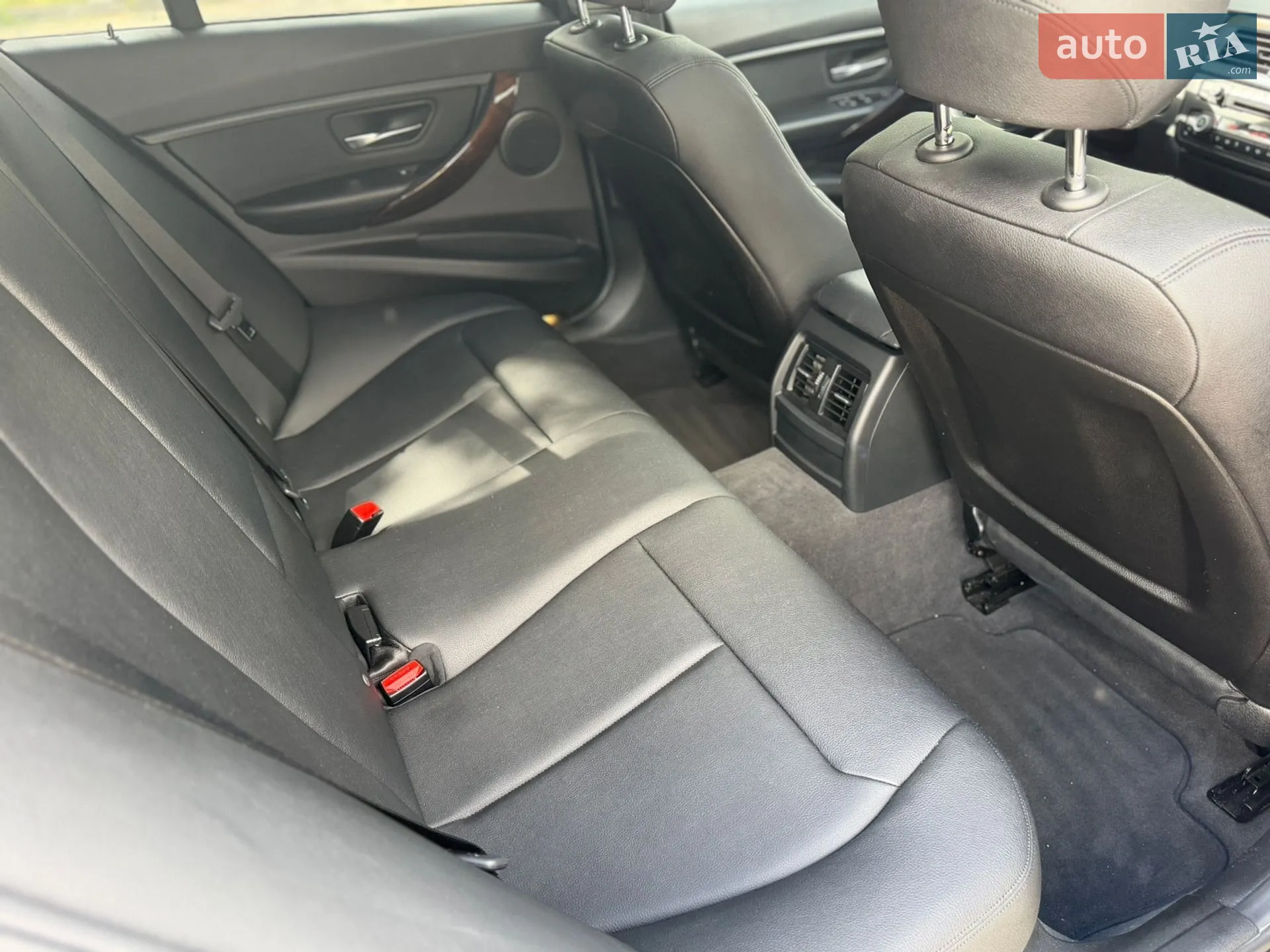 2015 BMW 3er - мініатюра 18