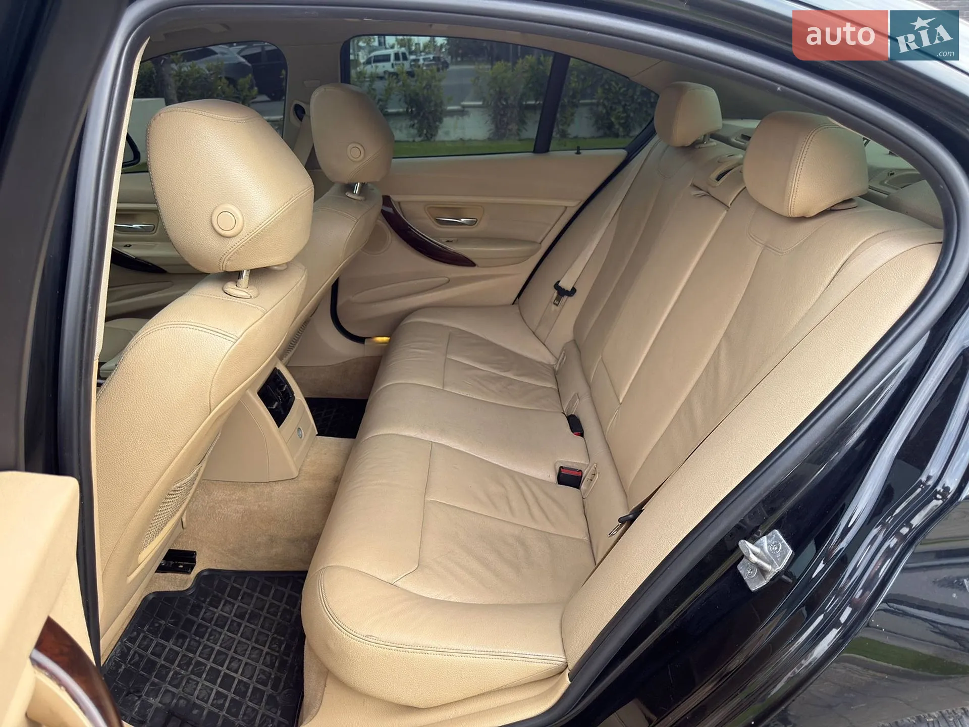 2012 BMW 3er - мініатюра 8