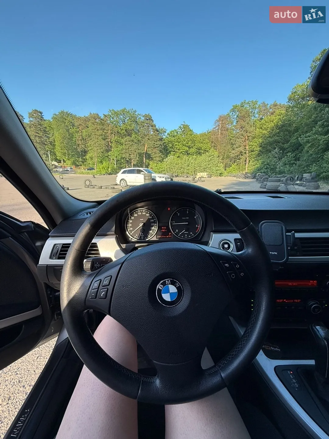 BMW 3 Series 2009 VIN WBAUW710X0A602399 фото оголошення 11 з 21