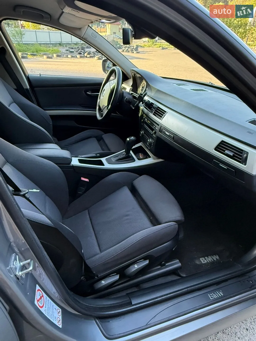 BMW 3 Series 2009 VIN WBAUW710X0A602399 фото оголошення 12 з 21
