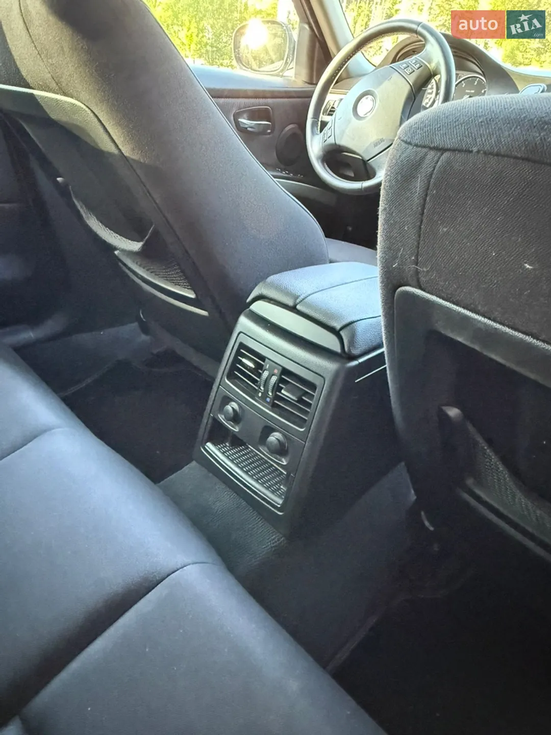 BMW 3 Series 2009 VIN WBAUW710X0A602399 фото оголошення 18 з 21