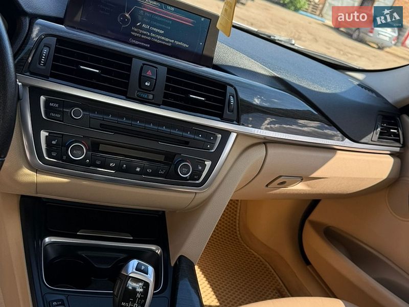Седан BMW 3 Series 2013 в Виннице