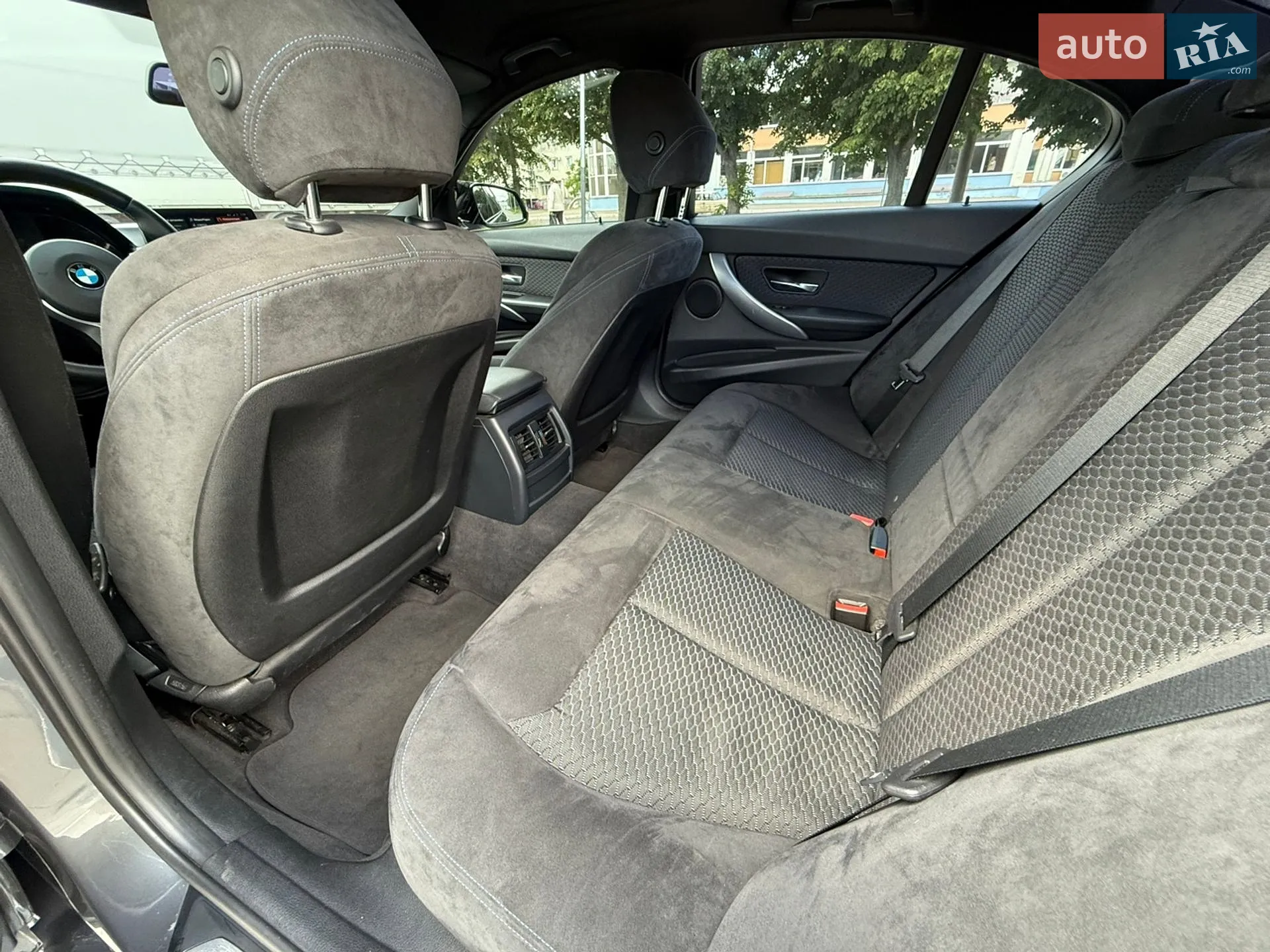 2012 BMW 3er - мініатюра 11