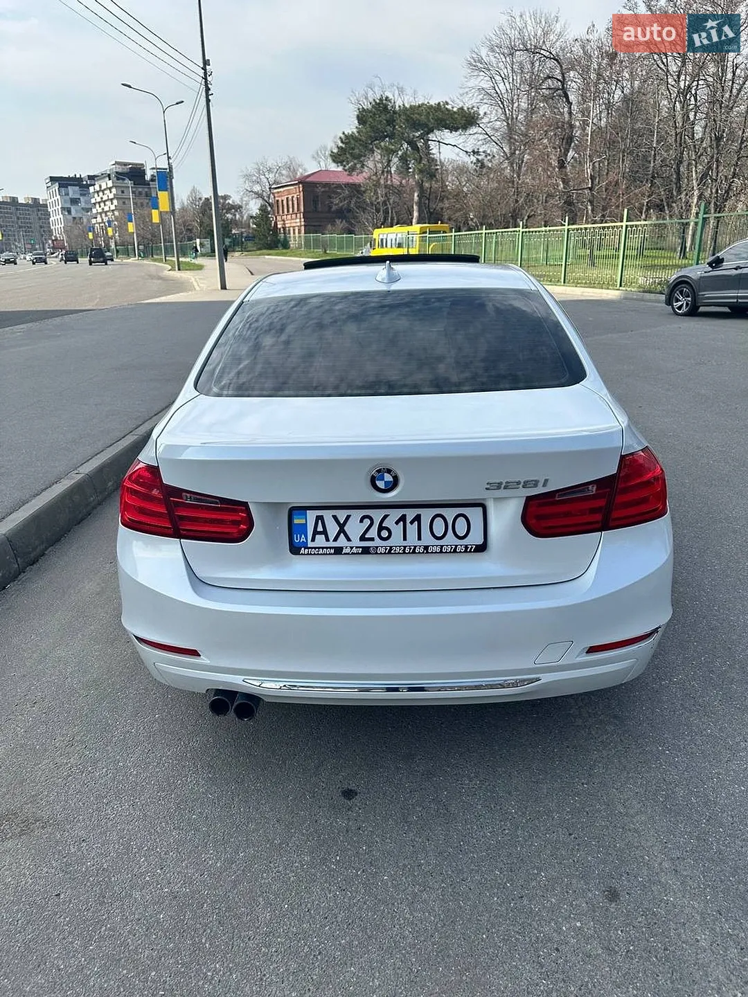 2012 BMW 3er - мініатюра 9