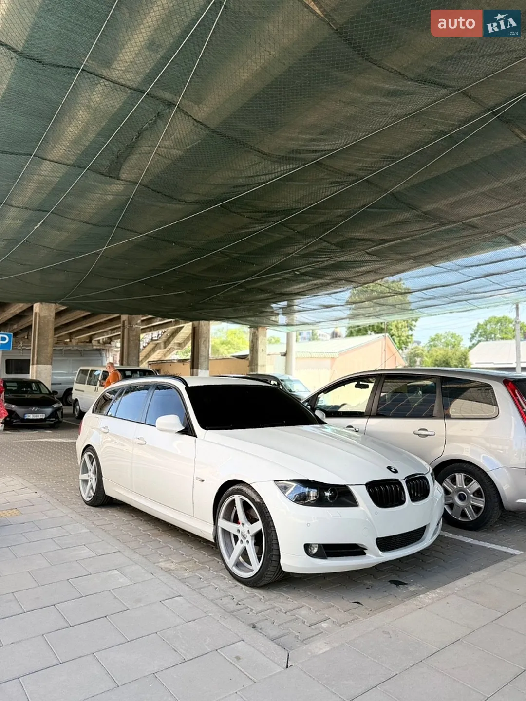2011 BMW 3er - мініатюра 2