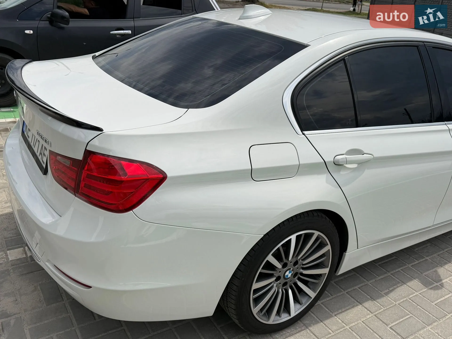 2012 BMW 3er - мініатюра 11