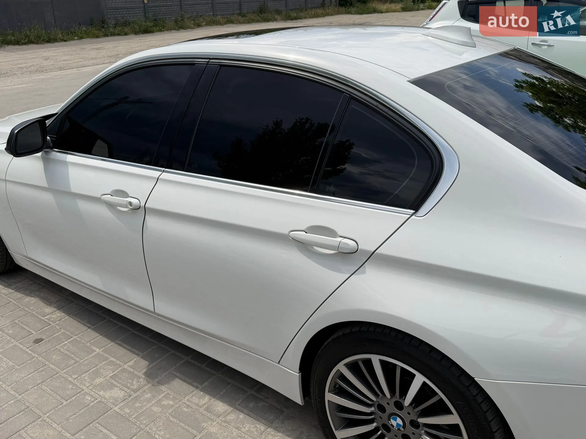 2012 BMW 3er - мініатюра 16