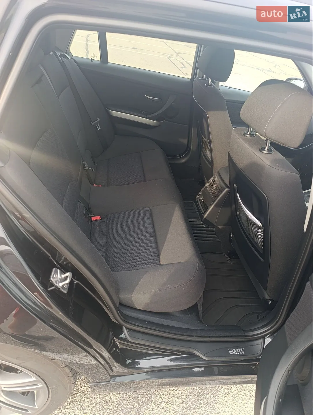 2011 BMW 3er - мініатюра 10