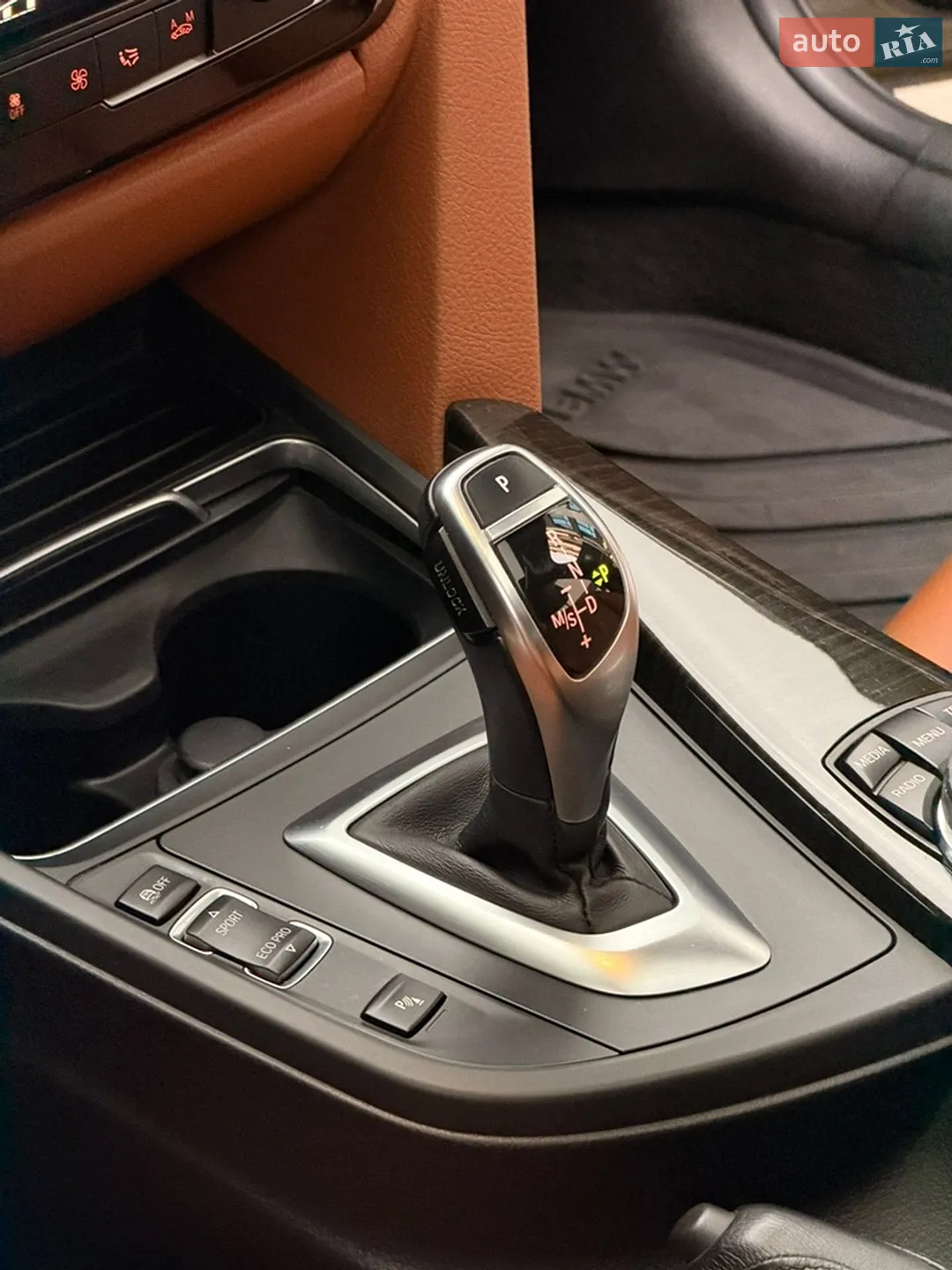 2016 BMW 3er - мініатюра 15