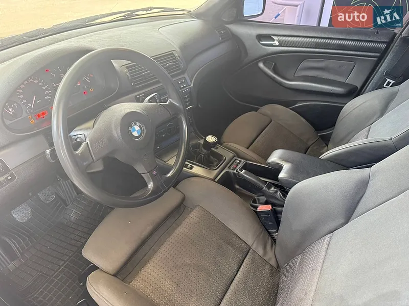 BMW 3 Series 2003 VIN WBAEL71000PK82830 фото оголошення 9 з 56