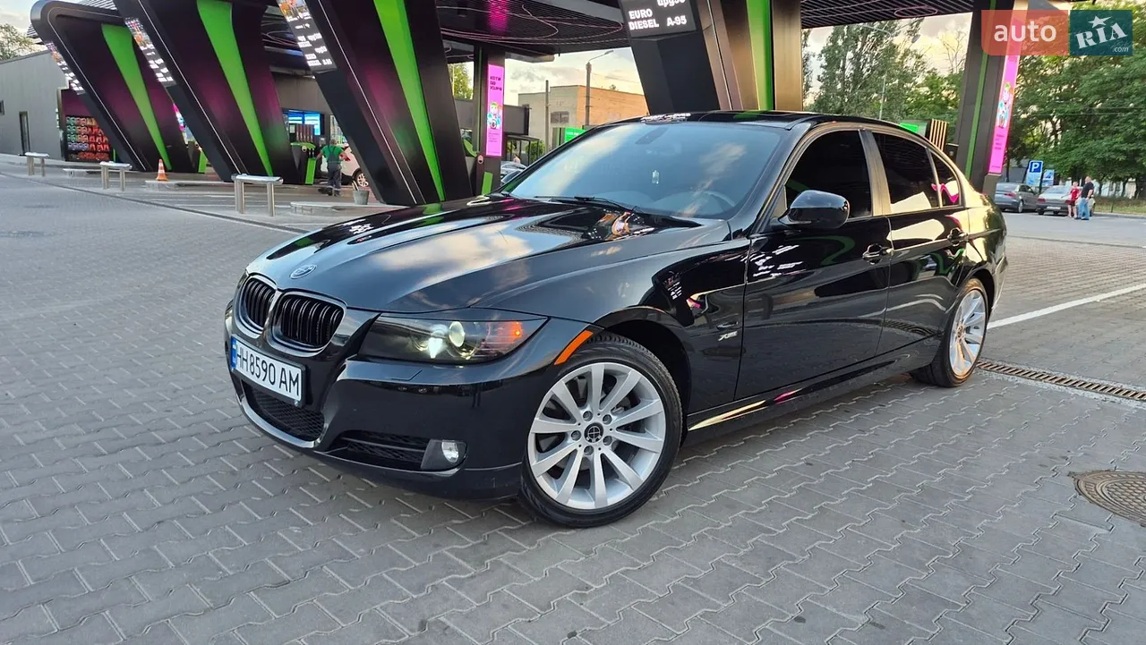 2010 BMW 3er - мініатюра 21