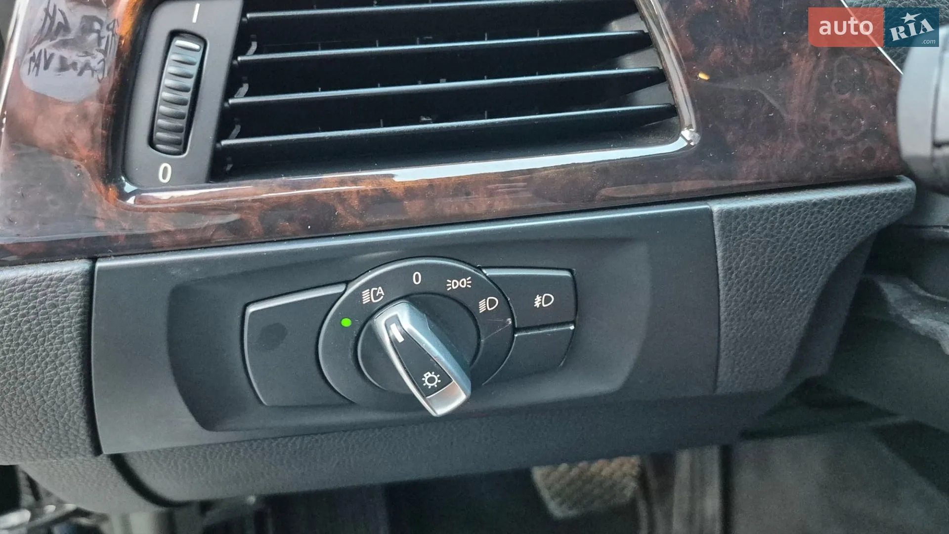 2010 BMW 3er - мініатюра 41