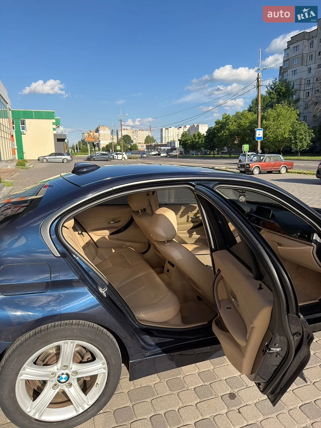2013 BMW 3er - мініатюра 13