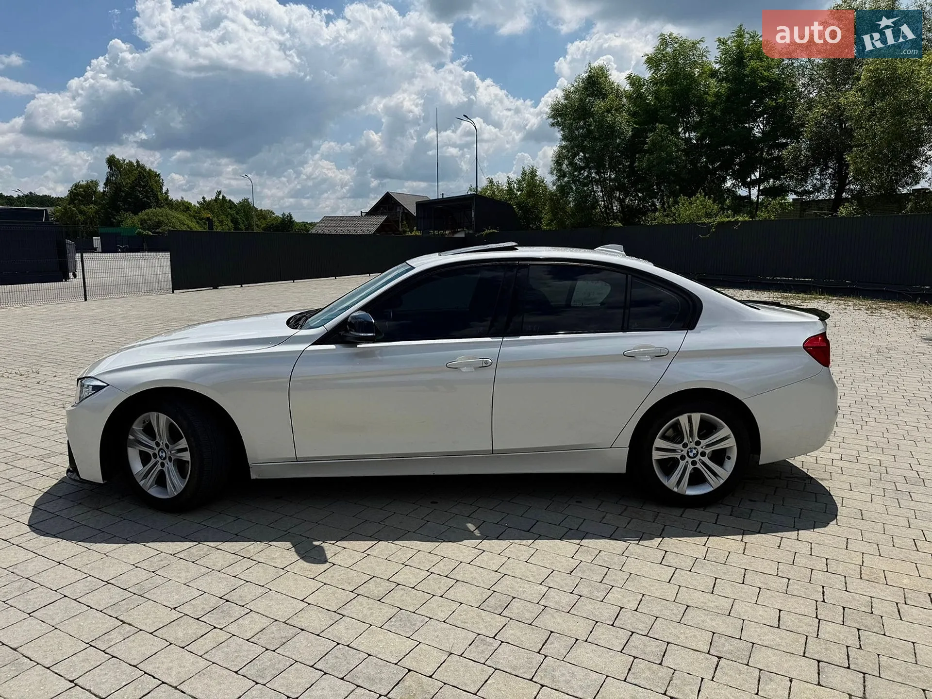 2015 BMW 3er - мініатюра 9