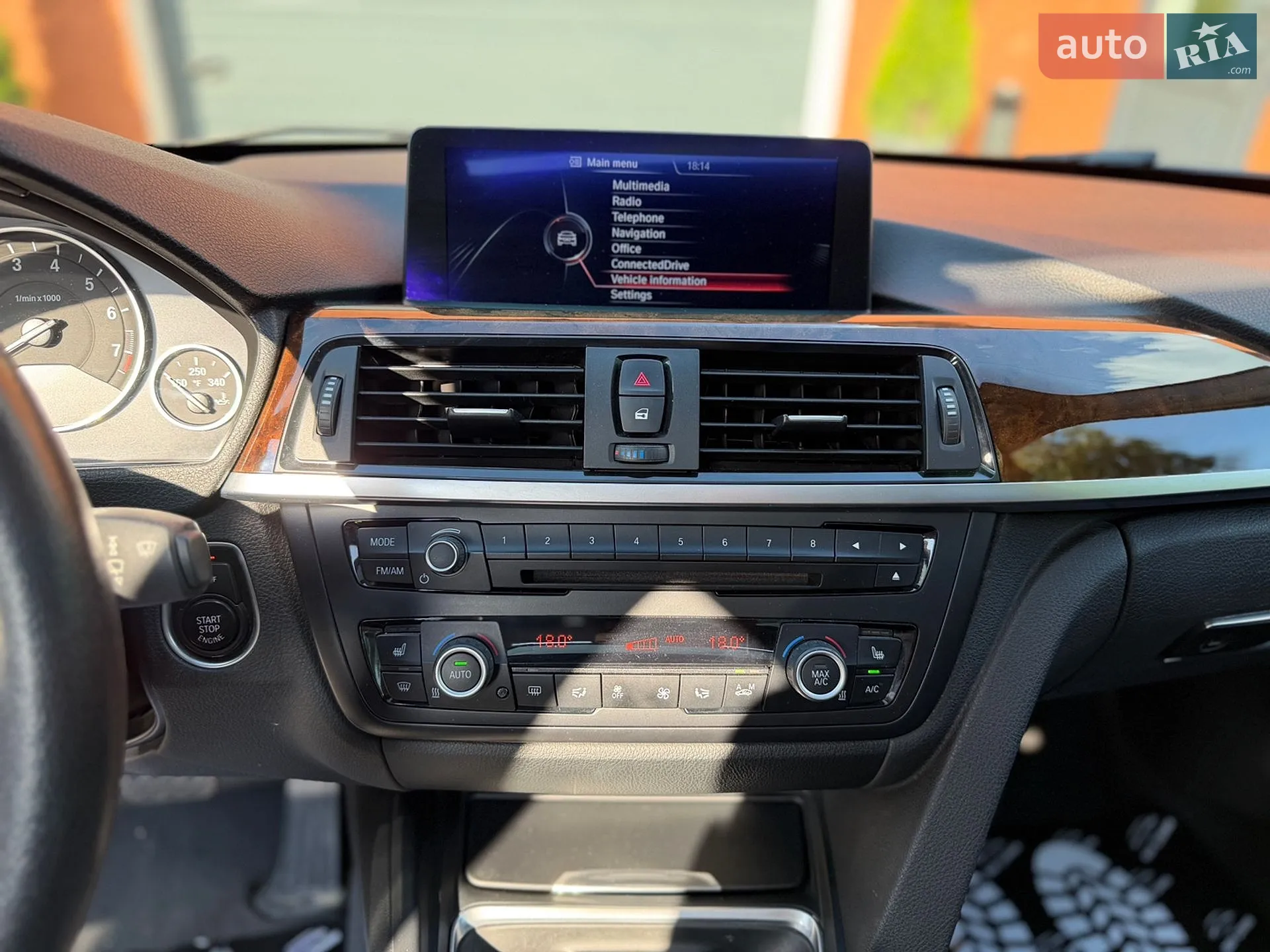2014 BMW 3er - мініатюра 11