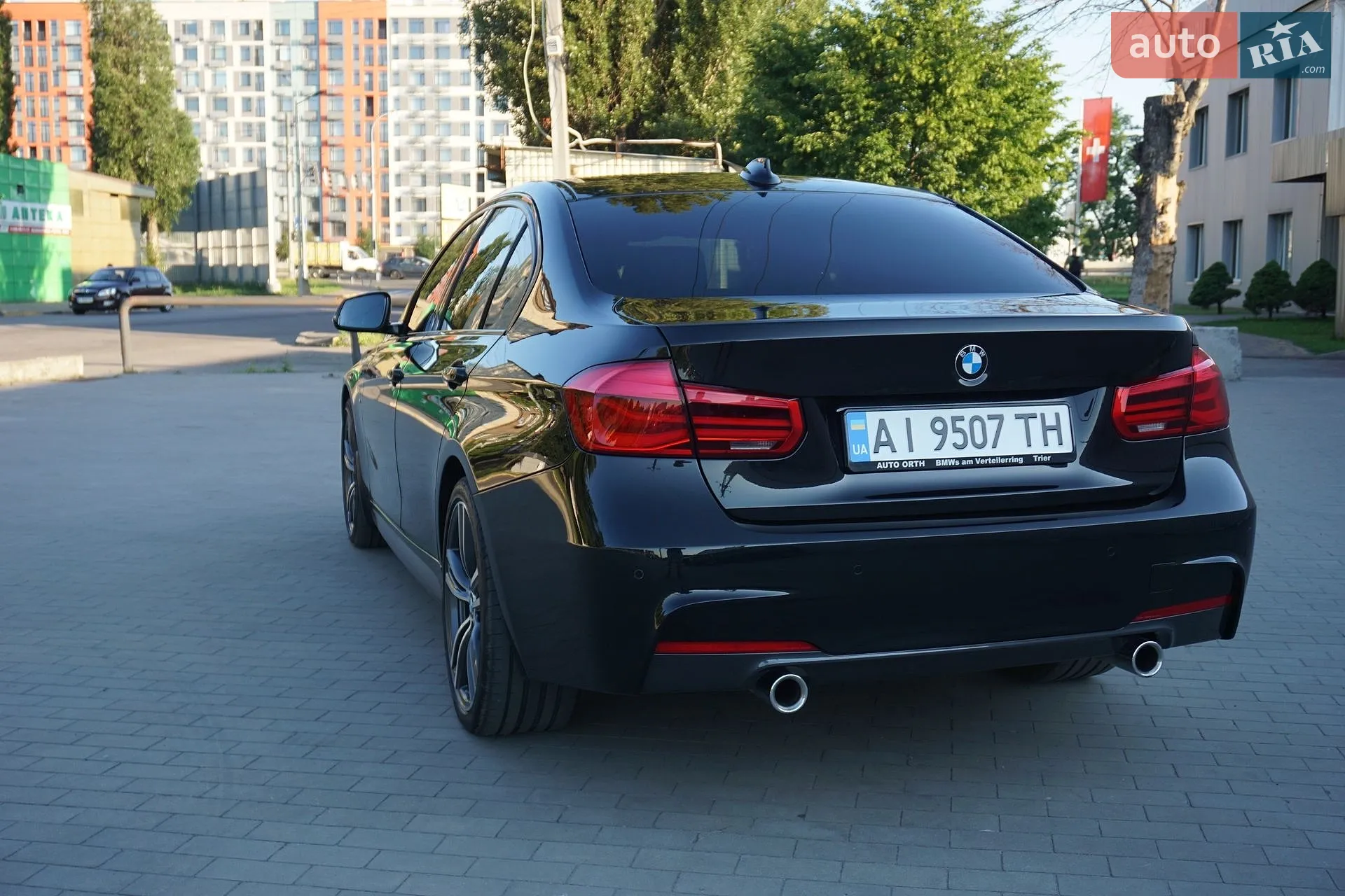 BMW 3 Series 2015 VIN WBA8B71050K385299 фото оголошення 8 з 28
