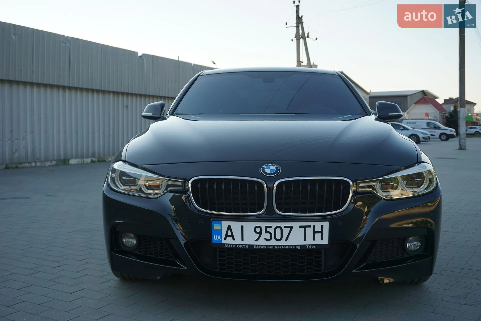 BMW 3 Series 2015 VIN WBA8B71050K385299 фото оголошення 12 з 28
