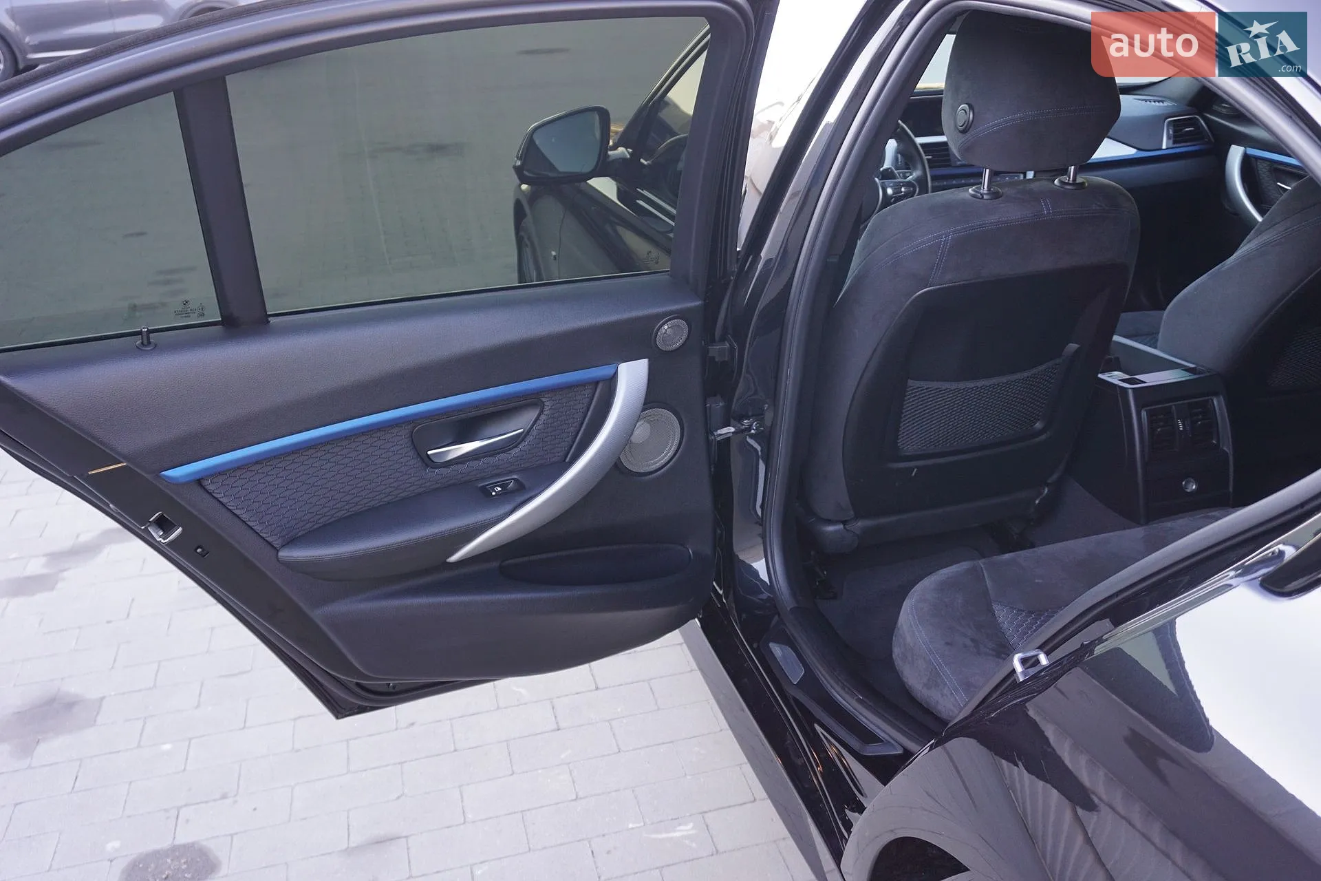 BMW 3 Series 2015 VIN WBA8B71050K385299 фото оголошення 17 з 28