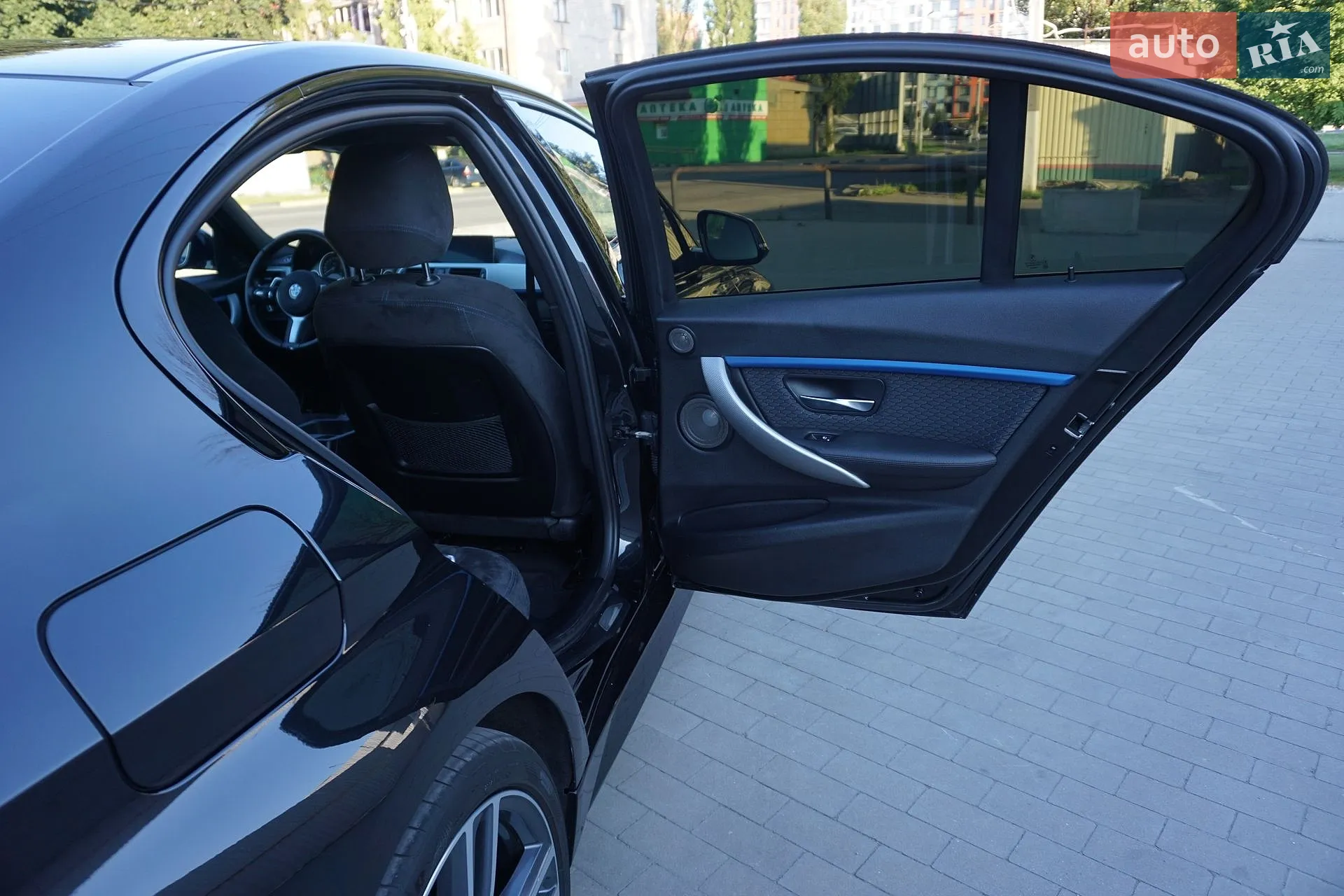 BMW 3 Series 2015 VIN WBA8B71050K385299 фото оголошення 21 з 28
