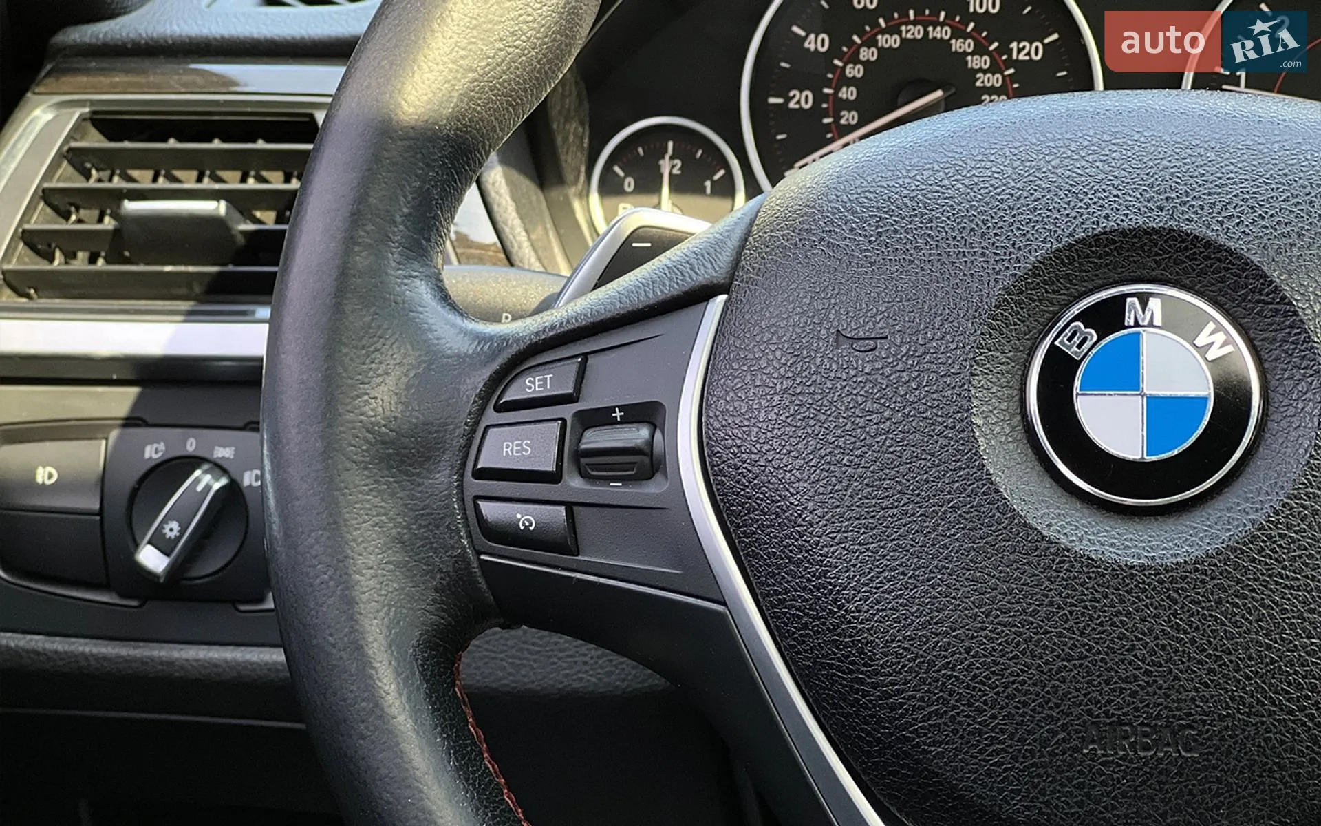 2015 BMW 3er - мініатюра 12