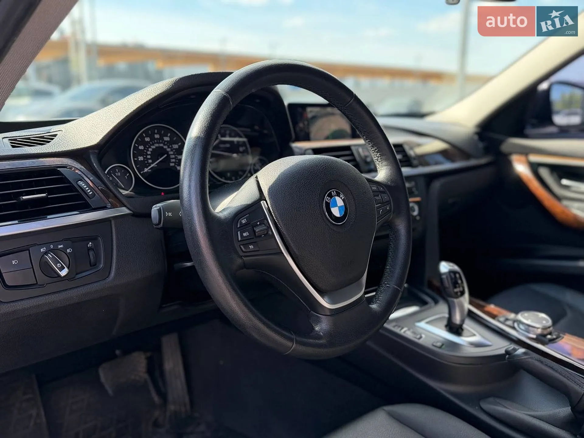 2015 BMW 3er - мініатюра 11