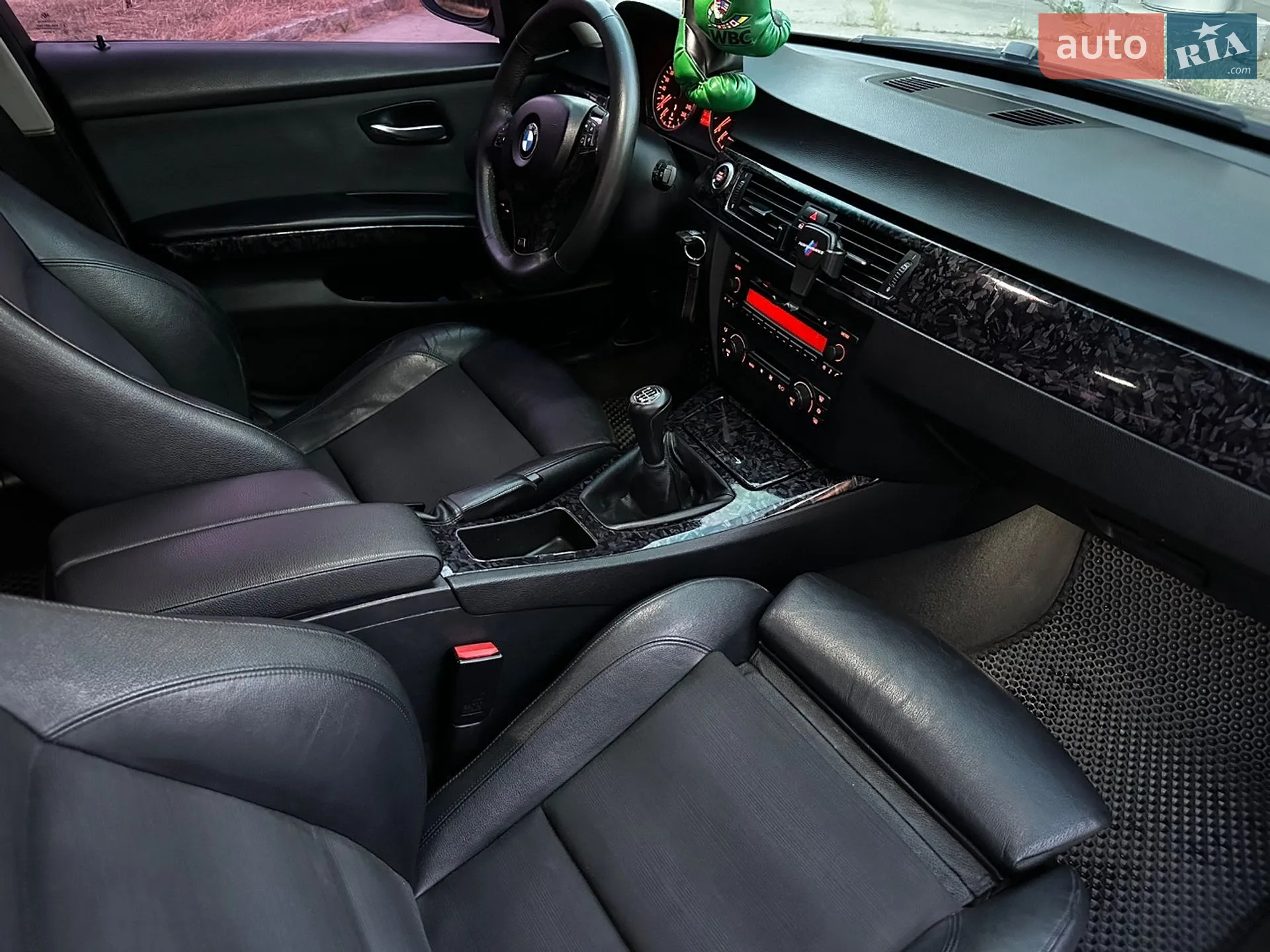 BMW 3 Series 2005 VIN WBAVC31010PY53931 фото оголошення 15 з 25