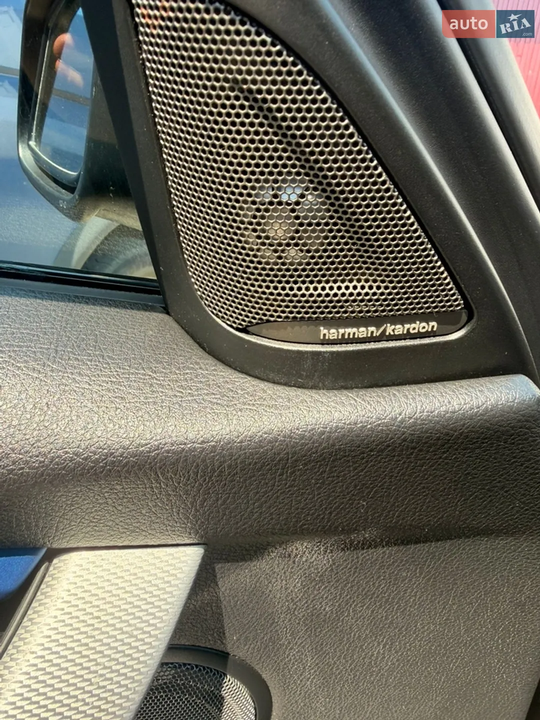 BMW 3 Series 2016 VIN WBA8J1C54GK711032 фото оголошення 3 з 14