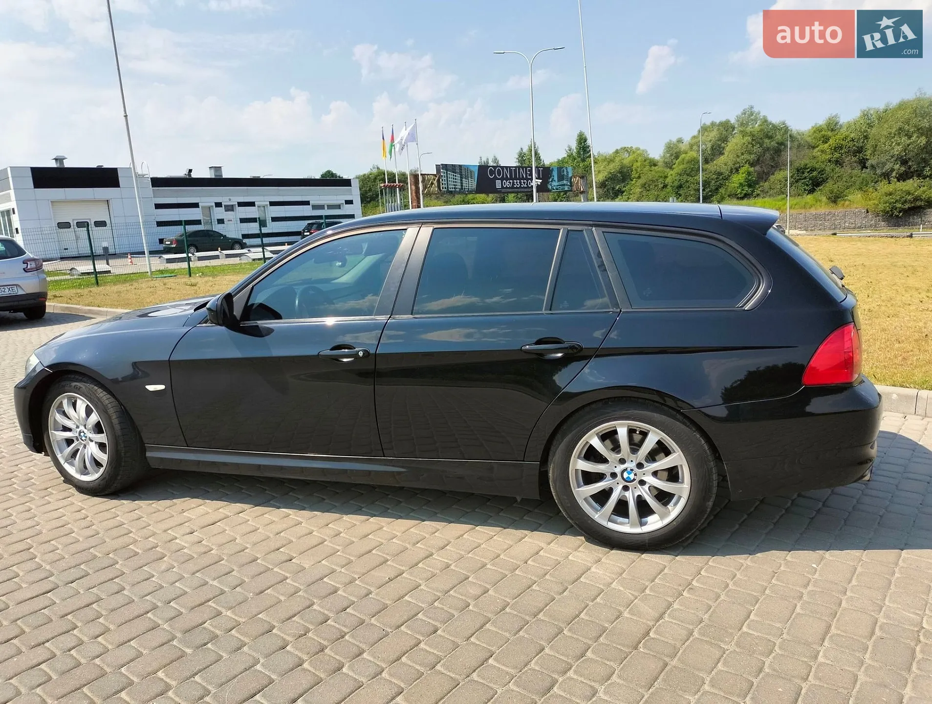 2011 BMW 3er - мініатюра 9