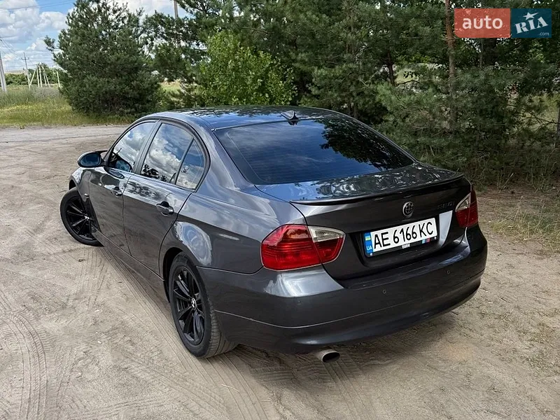 BMW 3 Series 2005 VIN WBAVA71070KP93762 фото оголошення 3 з 48