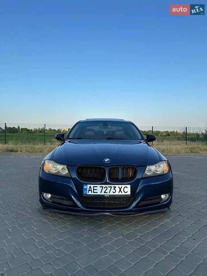 2010 BMW 3er - мініатюра 10