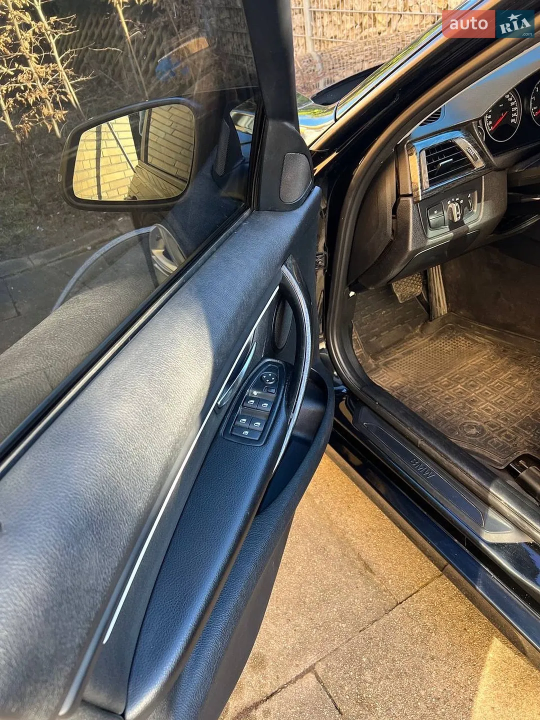 2012 BMW 3er - мініатюра 11