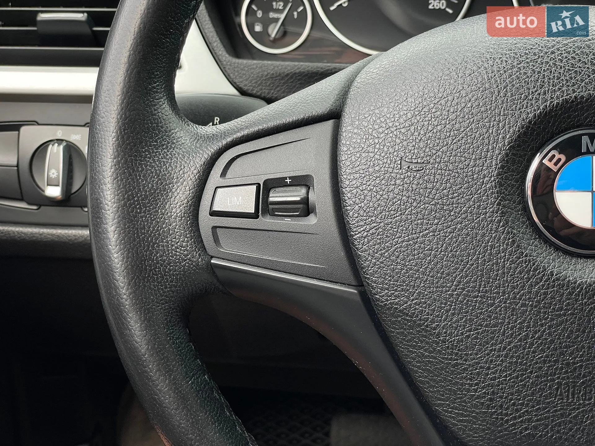 2012 BMW 3er - мініатюра 43
