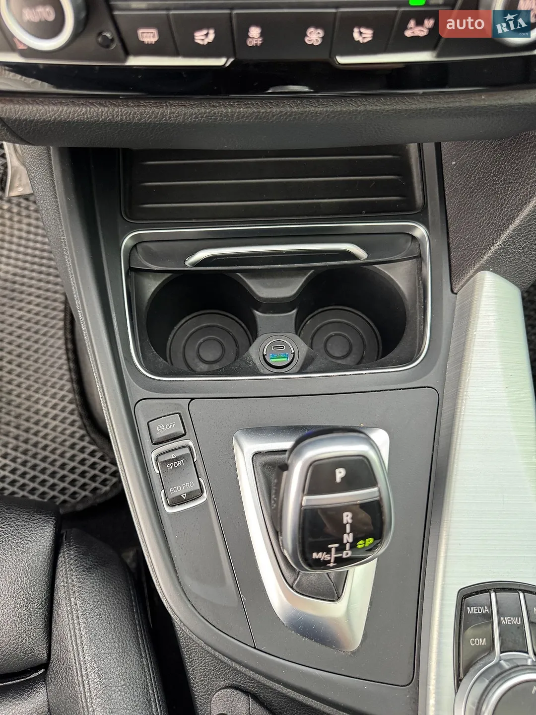 2016 BMW 3er - мініатюра 16