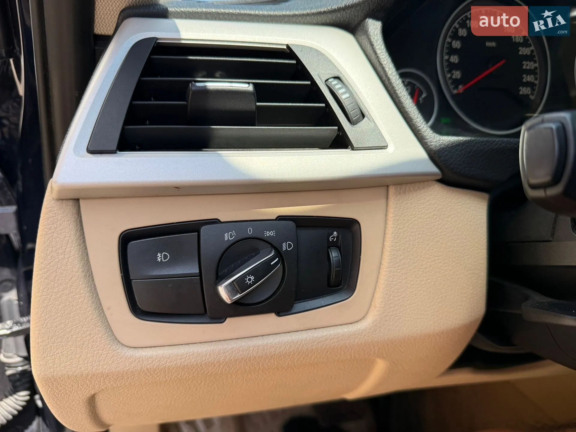 2013 BMW 3er - мініатюра 27