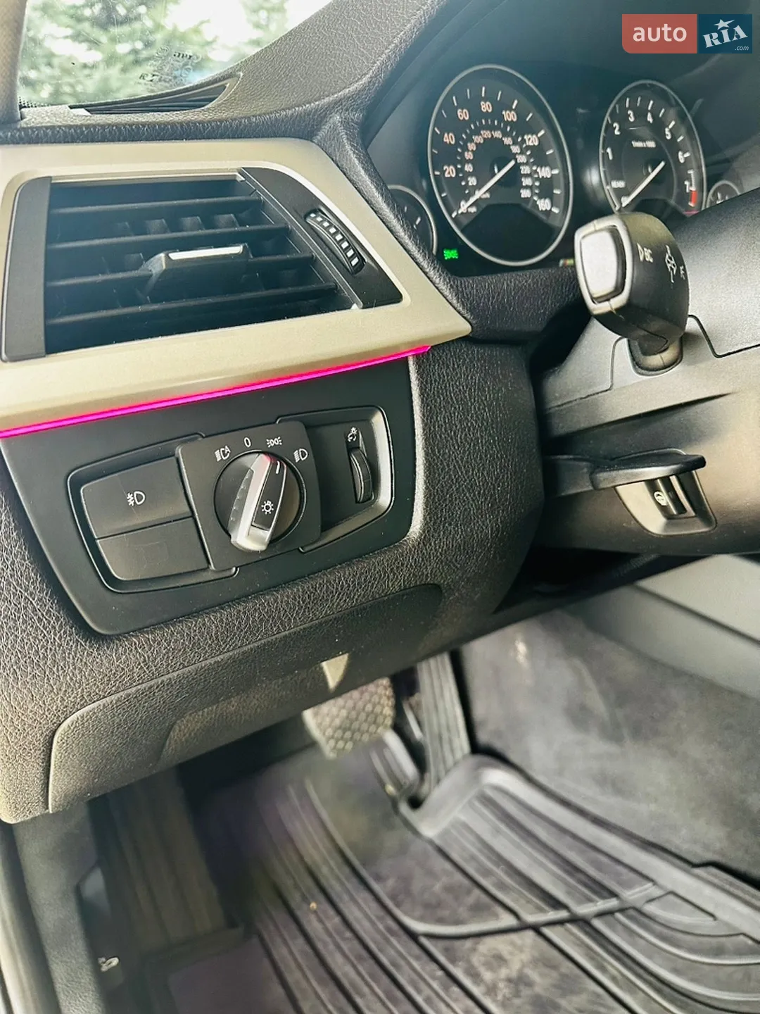 2012 BMW 3er - мініатюра 16