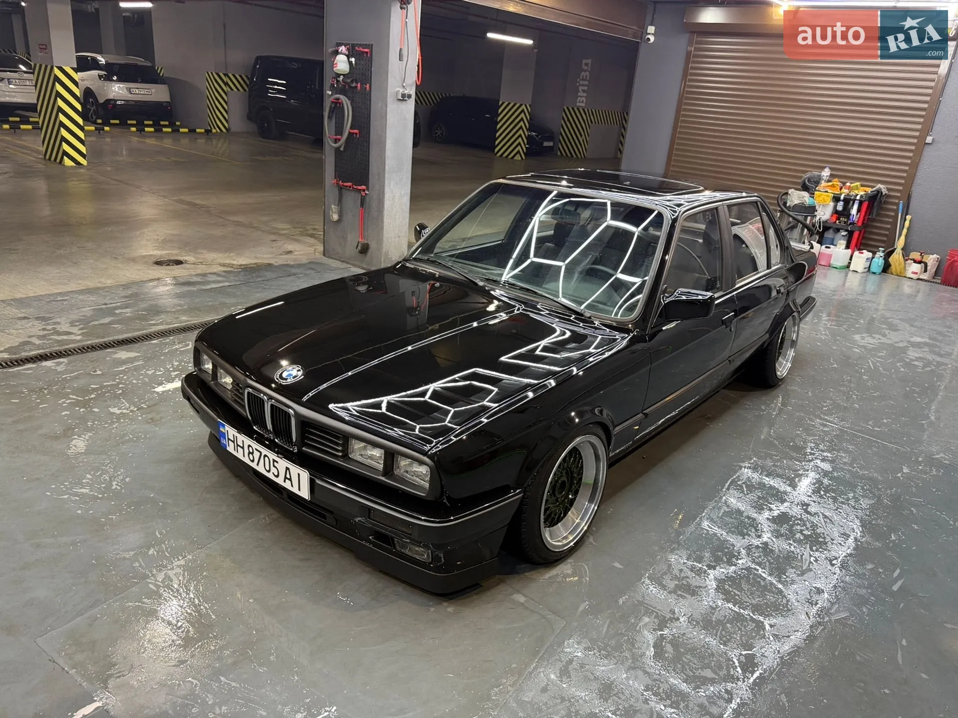 BMW 3 Series 1987 VIN WBAAC510801759087 фото оголошення 50 з 52