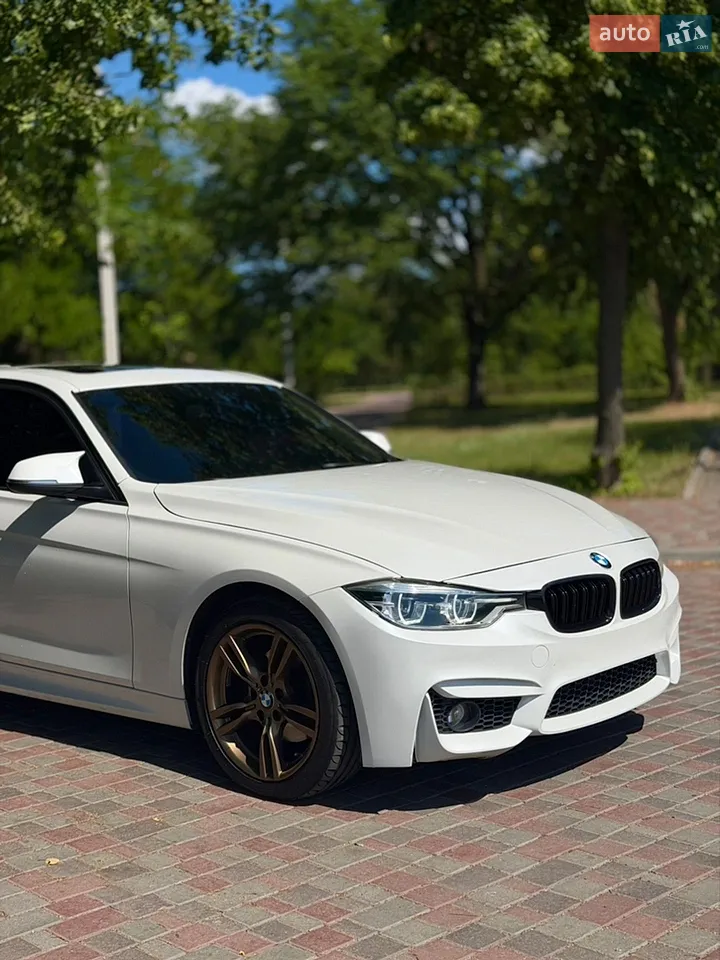 2011 BMW 3er - мініатюра 31