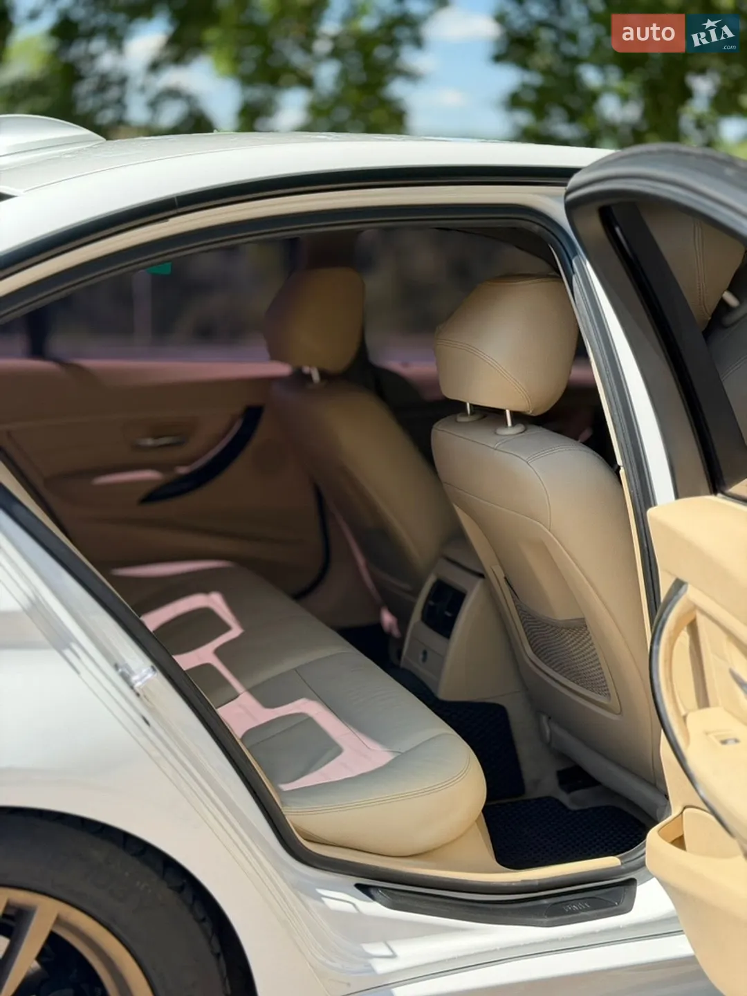 2012 BMW 3er - мініатюра 18