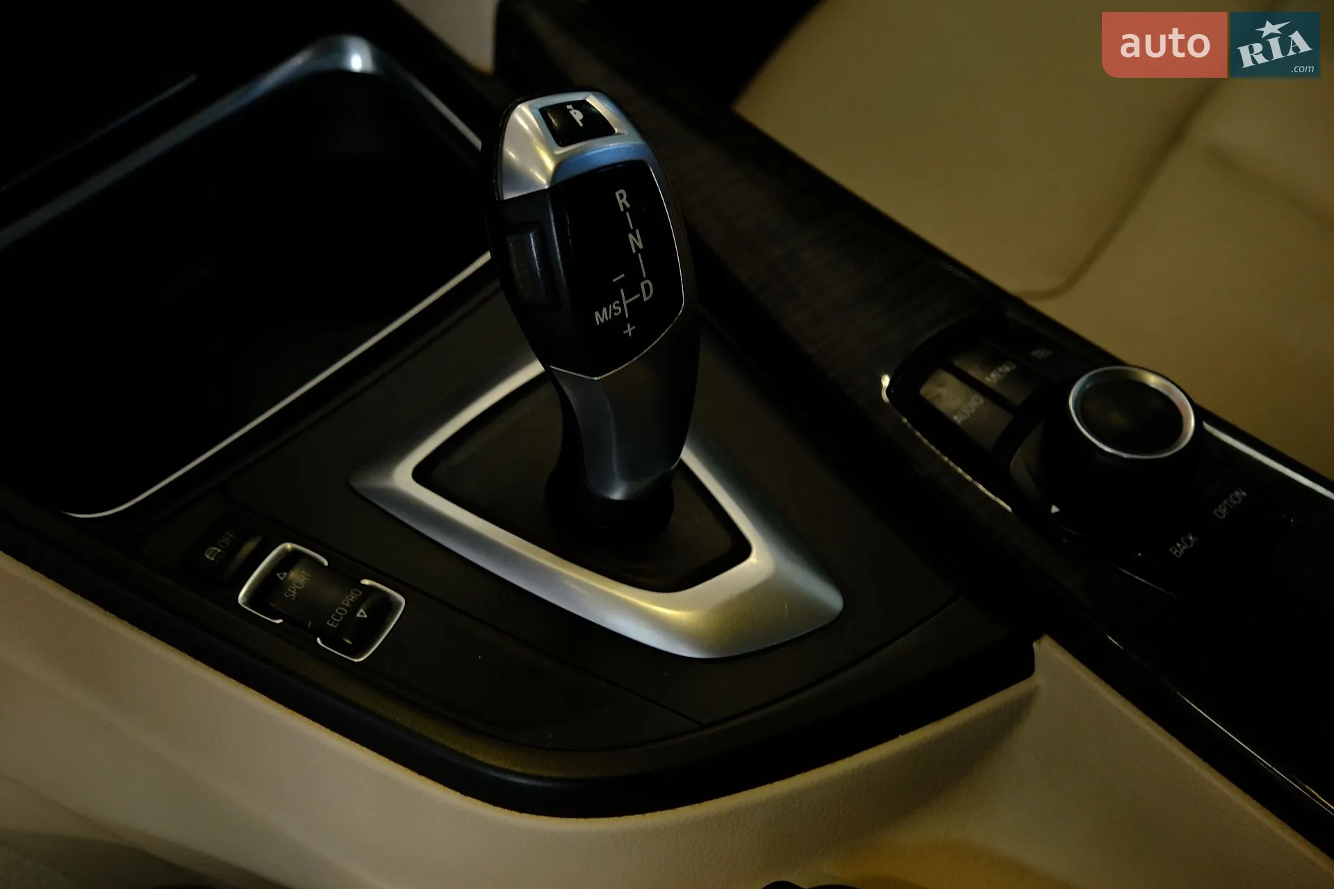 2012 BMW 3er - мініатюра 15