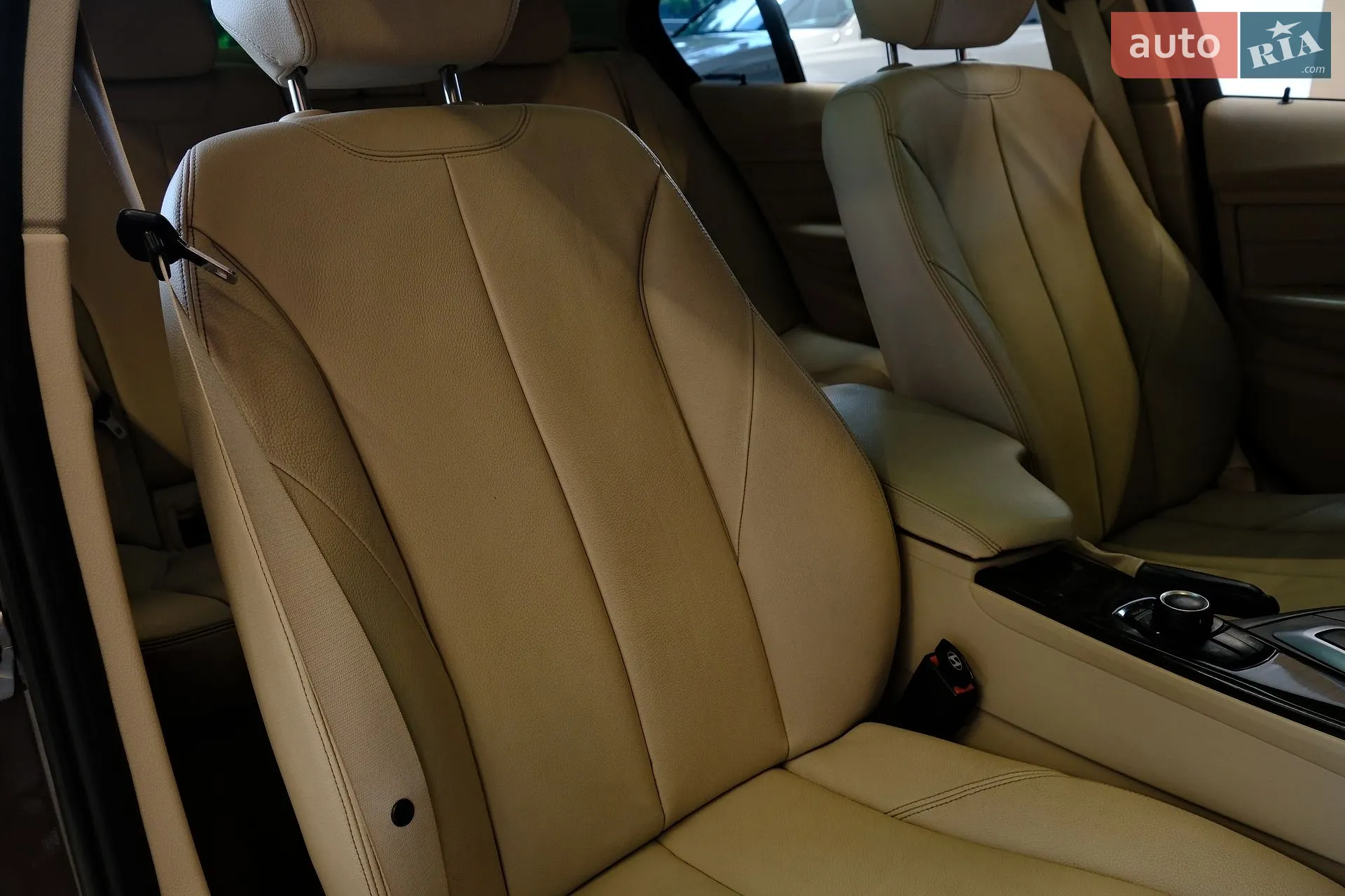 2012 BMW 3er - мініатюра 40