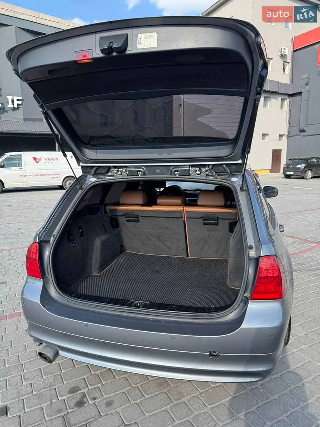 2010 BMW 3er - мініатюра 17