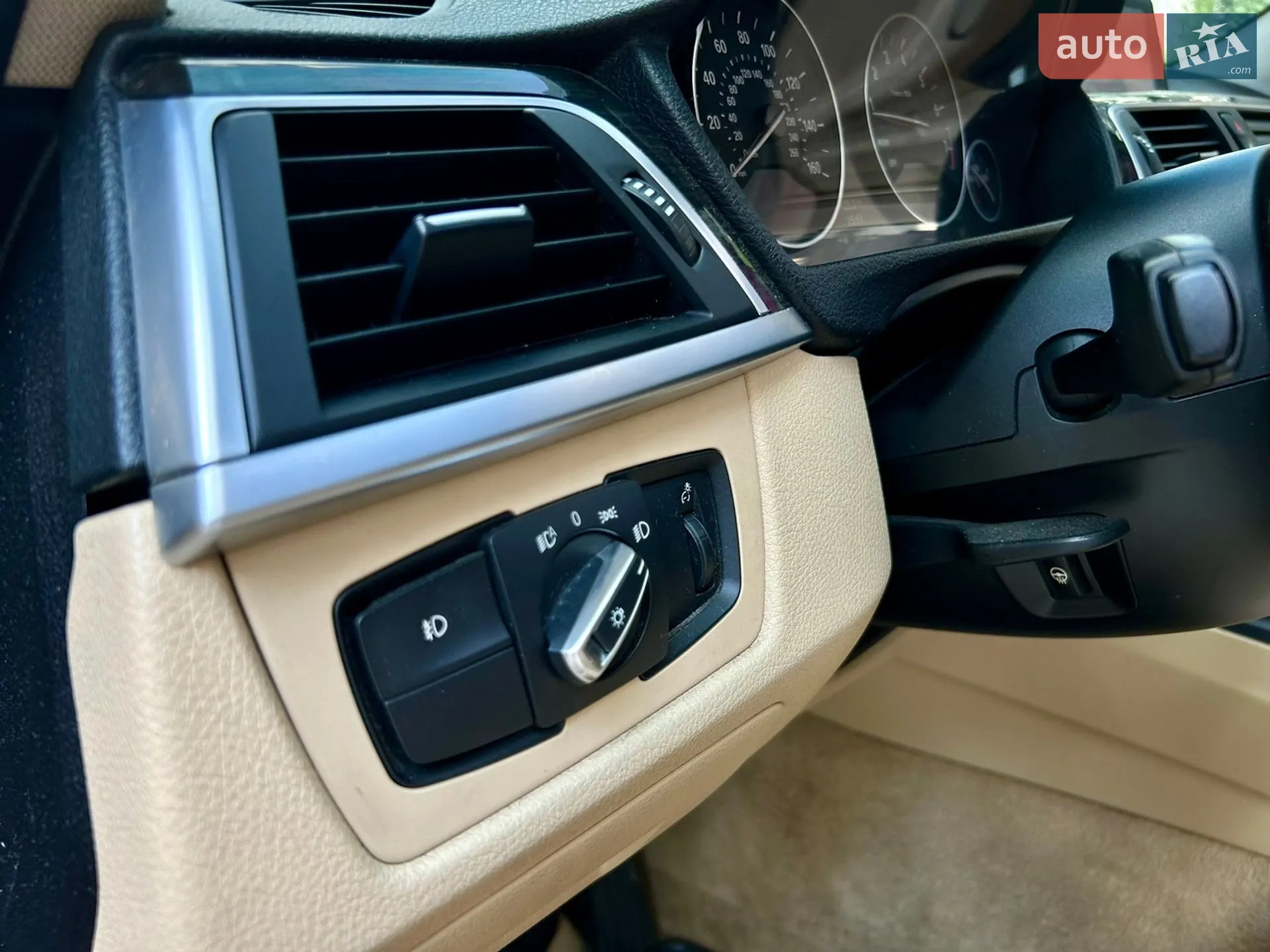 2014 BMW 3er - мініатюра 26