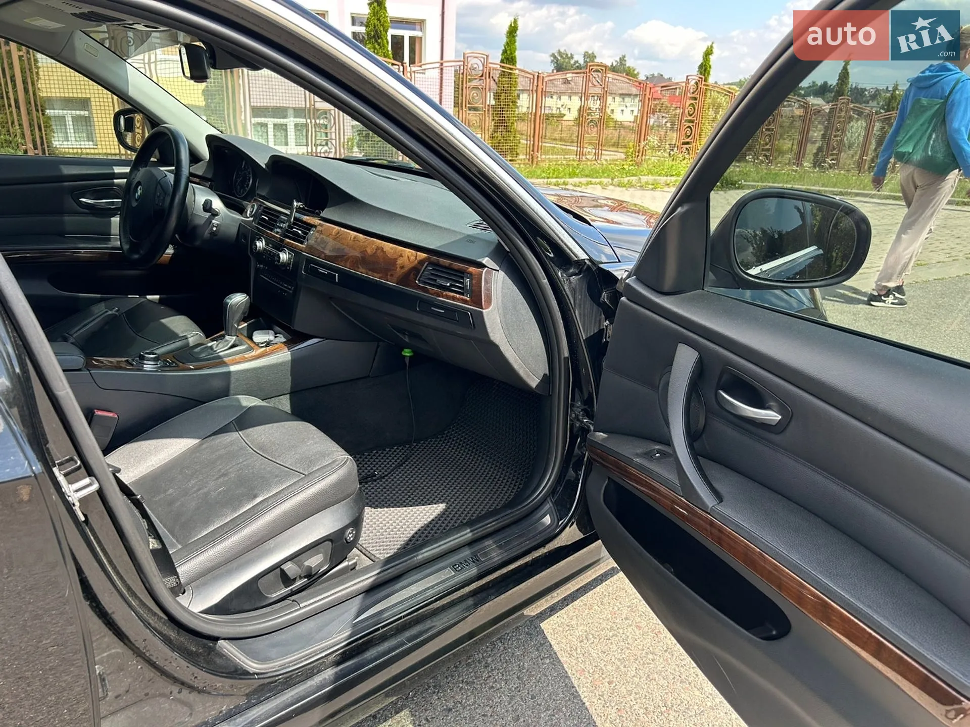 2010 BMW 3er - мініатюра 11